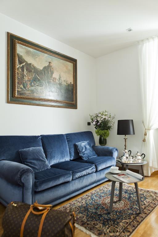 Garibaldi Suites Piazza Di Spagna Рим Екстер'єр фото