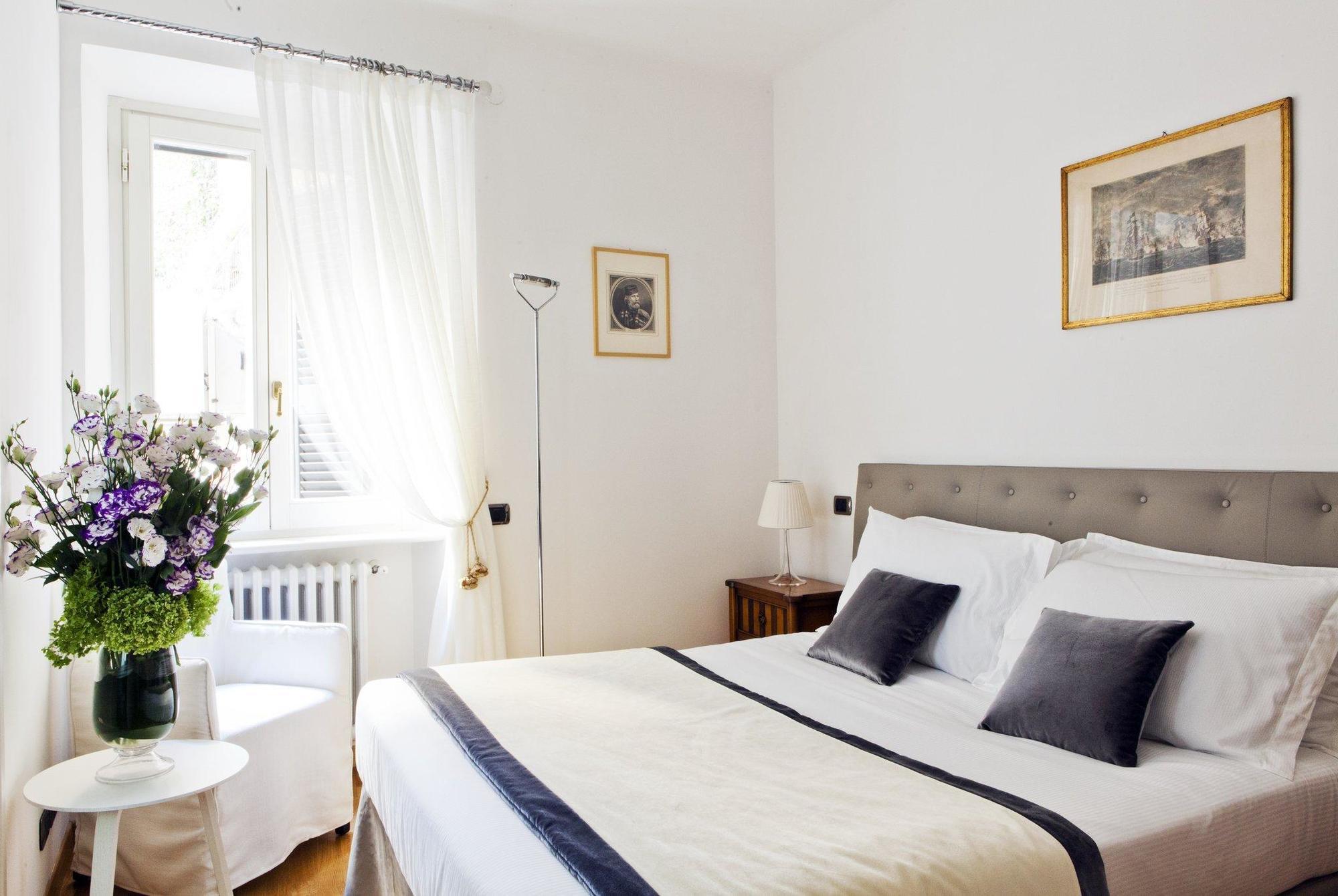 Garibaldi Suites Piazza Di Spagna Рим Екстер'єр фото